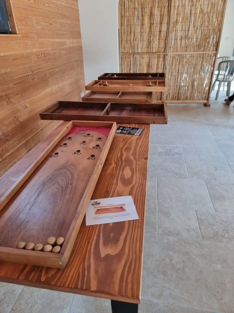 Jeu en bois animation