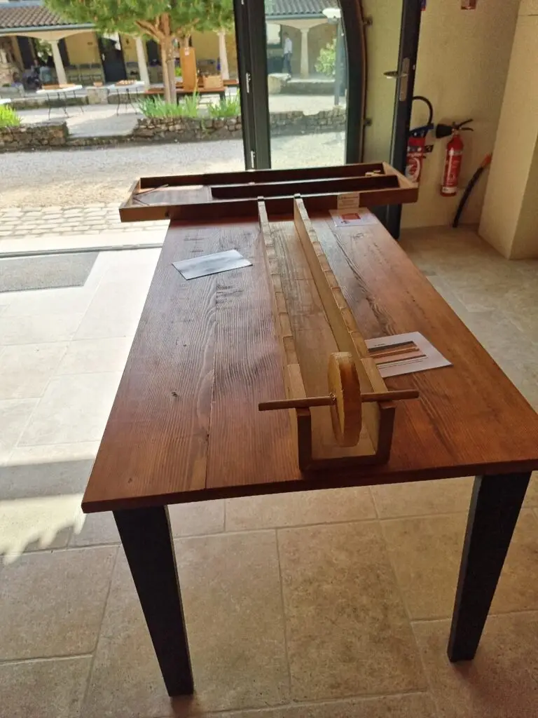 Jeu en bois animation