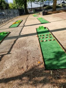 Mini golf
