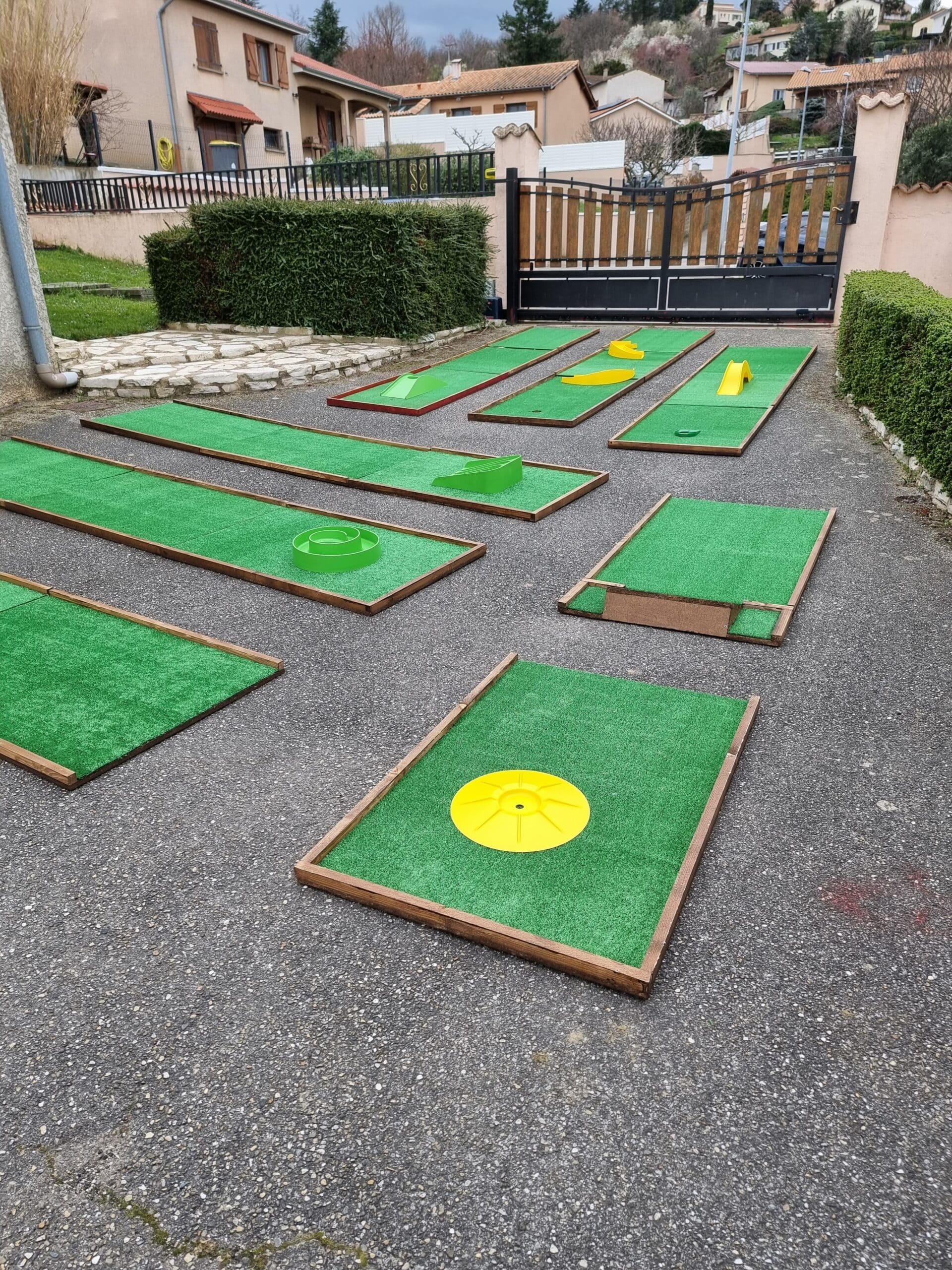 mini golf